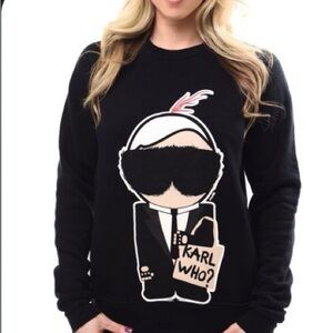 Socialite Karl Who? Graphic Sweatshirt Black‎ Crewneck Pullover Size S